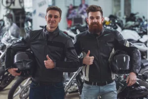 Consideraciones esenciales al comprar una moto