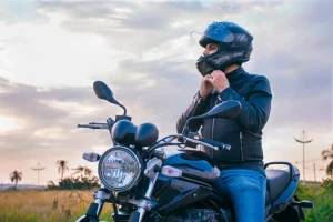 Los 5 accesorios indispensables para tu moto nueva